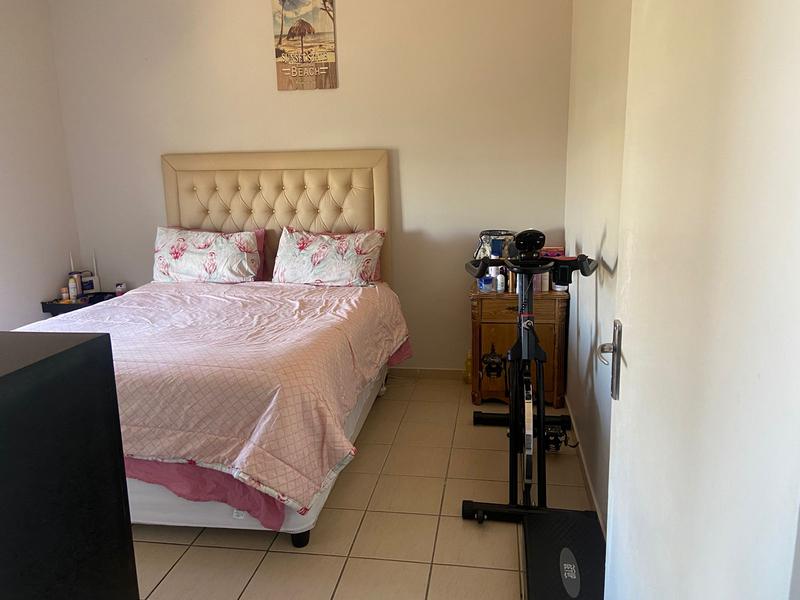 To Let 2 Bedroom Property for Rent in Parklands Western Cape